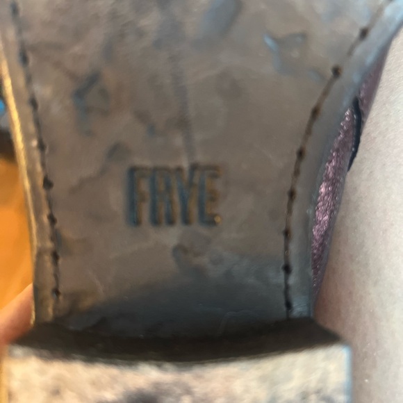 Frye metallic boots rare women’s size 7.5 - Picture 4 of 11
